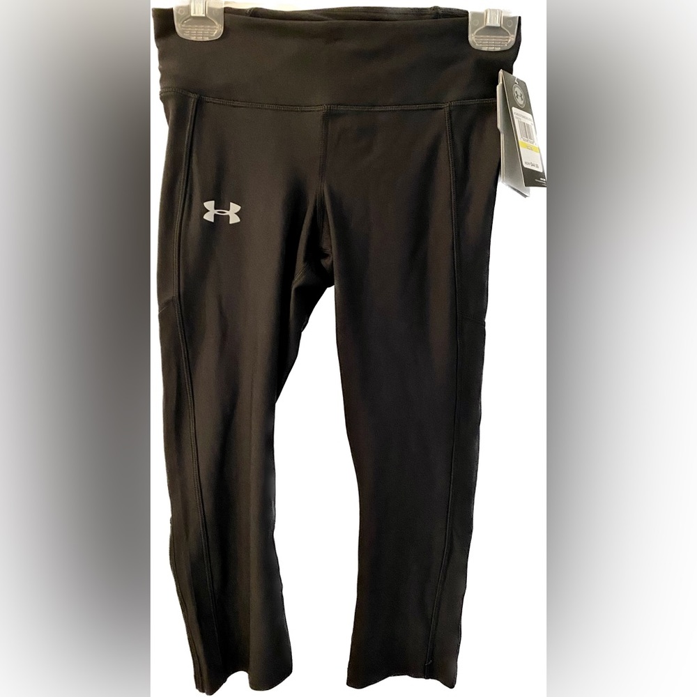 Under Armour Heat Gear Compression Capris - Size Medium - NWT